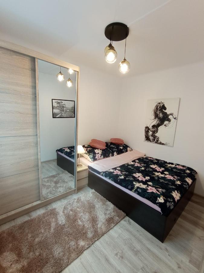 Mk Apartament II Rzeszow Bagian luar foto